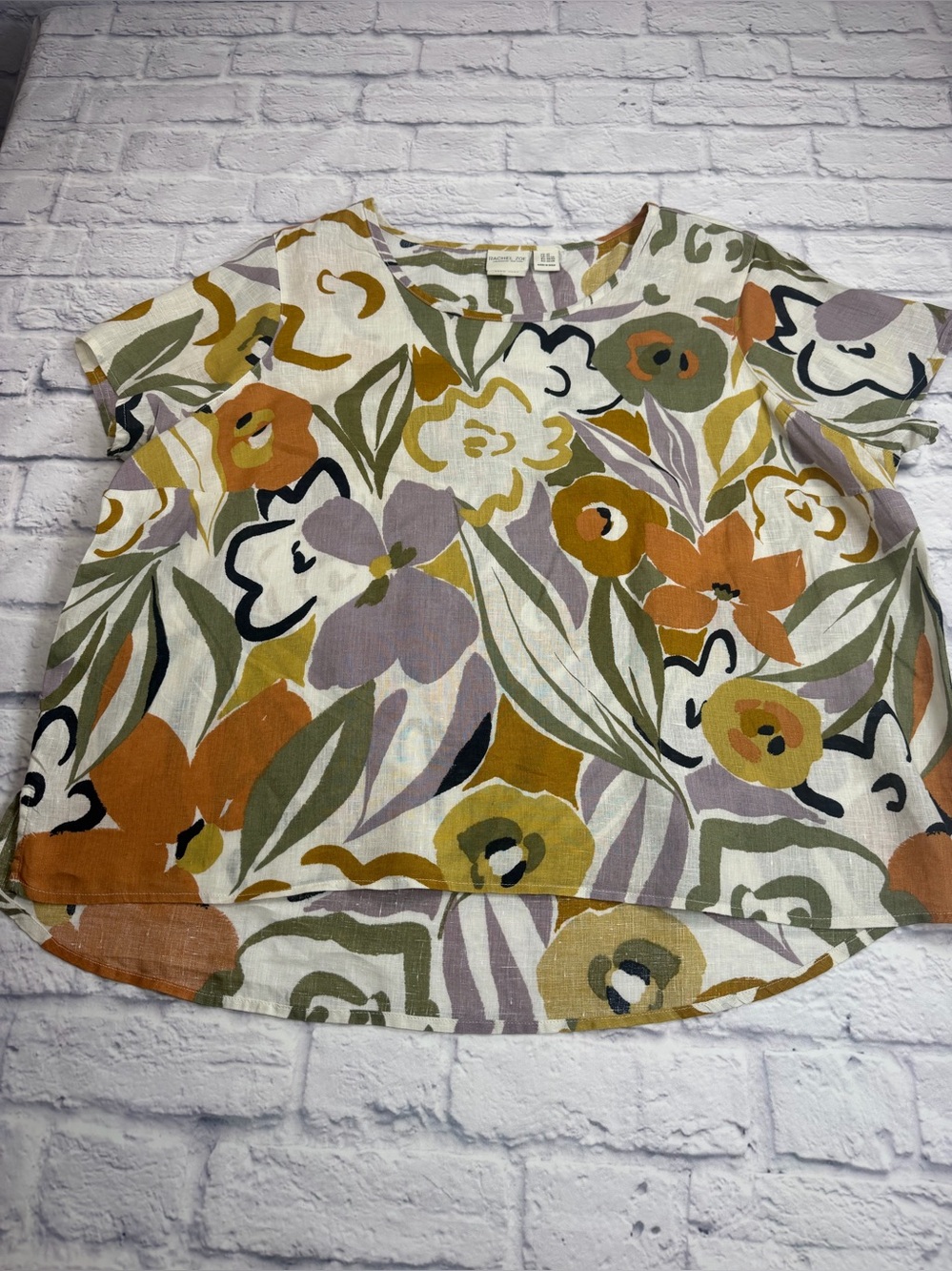 Rachel Zoe Linen Floral Scoop Neck Short Sleeve Top - Fall Colors. Size 2x